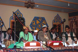 Die "Sabri Brothers" gastierten bereits 2002 in der Osmanischen Herberge. Seither ist Mahmood Sabri (links) dort ein oft gesehener Gast. Bild: Michael Thalken/Eifeler Presse Agentur/epa