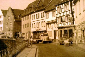 Geschichten aus der Vergangenheit von Bad Münstereifel werden im Heisterbacher Tor erzählt. Bild: Veranstalter