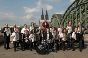 Das Akkordeon-Orchester Köln-Deutz kommt von der Domstadt nach Uedelhoven. Foto: Veranstalter