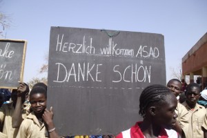 Die gesammelten Einnahmen und Spenden werden an den Solidaritätskreis Westafrika (Hillesheim) weiter geleitet. Bild: Harry Kunz