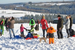 Am "Weißen Stein" heißt es am Wochenende aller Voraussicht nach: Ski und Rodel gut. Archivbild: Reiner Züll