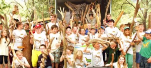 300 Junior-Ranger zählt zurzeit das 13. Bundesjunior-Ranger-Treffen in der Wildniswerkstatt in Heimbach-Düttling. Bild:  Arnold Morascher