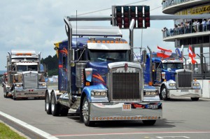 Immer wieder ein Hingucker: Die großen US-Trucks. Alle Bild: Reiner Züll