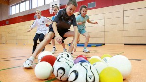 Spielerische Förderung des Jugendfussballs für Mädchen und Jugend hat sich die SG Oleftal-SG 92 auf die Fahnen geschrieben. Bild: SG Oleftal-SG 92
