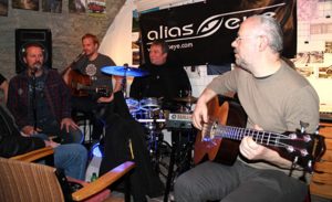 Fünf Mannheimer in Gemünd: Die Art-Rock-Band „Alias Eye“. Foto Marita Rauchberger