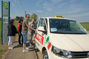 Der neue TaxiBusPlus fährt nun auch in Bad Münstereifel, Blankenheim, Dahlem, Kall und Weilerswist. Biild: RVK Köln