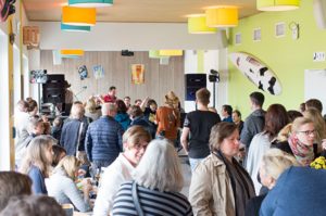 Rund 100 Zuschauer feierten auf dem integrativen Konzert in Zülpich. Foto: NEW