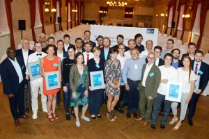 Die Gewinner des NUK-Gründerwettbewerbs bei der Abschlussfeier in der Kölner Wolkenburg. Bild: NUK