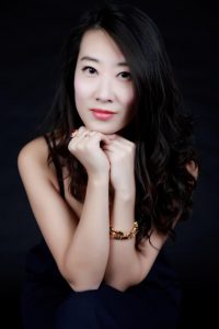 Pianistin Xin Wang wird sich auf Paganinis Spuren begeben. Bild: Veranstalter