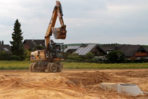 Bei den Baugebieten im Kreis Euskirchen herrscht rege Nachfrage. Symbolbild: Michael Thalken/Eifeler Presse Agentur/epa