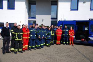 Gemeinsam absolvierten die Rettungskräfte eine Funkausbildung. Bild: Florian Sommer/THW