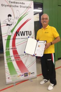 Kampfsportler mit Begeisterung: Dieter Dreßen hat für seine Verdienste Taekwondo Club Schleiden im Taekwondo jetzt den 6. DAN verliehen bekommen. Foto: Taekwondo Club Schleiden