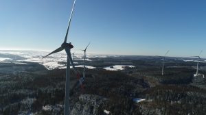 Die Pachtzahlungen für die zehn neuen Windkraft-Standorte haben sich 2017 erstmal positiv auf den Finanzhaushalt der Gemeinde Dahlem ausgewirkt. Foto: Dunoair 