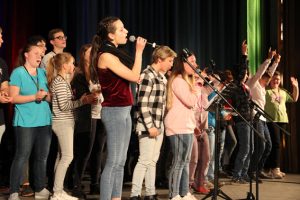Live im Kulturkino Vogelsang IP: Junge Musikerinnen und Musiker bei der Music School Tour 2019. Bild: Alexander Barth