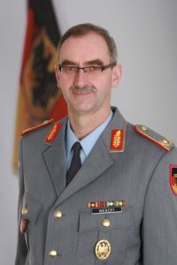 Brigadegeneral Peter Webert ist Kommandeur des Zentrums und Leiter des Geoinformationsdienstes der Bundeswehr. Bild: Bundeswehr