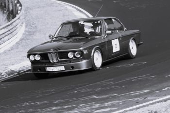 BMW in der Kurve. Bild: MSC Burgring Nideggen Eifel Classic e.V. im DMV