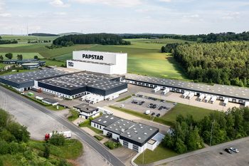 Das Kaller Unternehmen PAPSTAR hat sich zukunftsorientierter, nachhaltiger Herstellung von Einmalgeschirr und Serviceverpackungen verschrieben. Foto: PAPSTAR GmbH