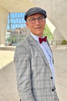 Ewald Arenz gilt als einer der produktivsten, erfolgreichsten und vielseitigsten Autoren Deutschlands. Foto: Ilka Birkefeld