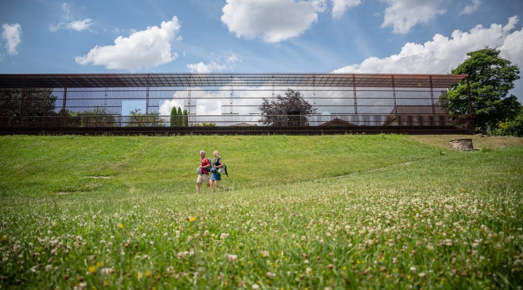 Eines der Entdecker-Highlights: Die Römervilla bei Blankenheim. Bild: Dennis Stratmann/NeT
