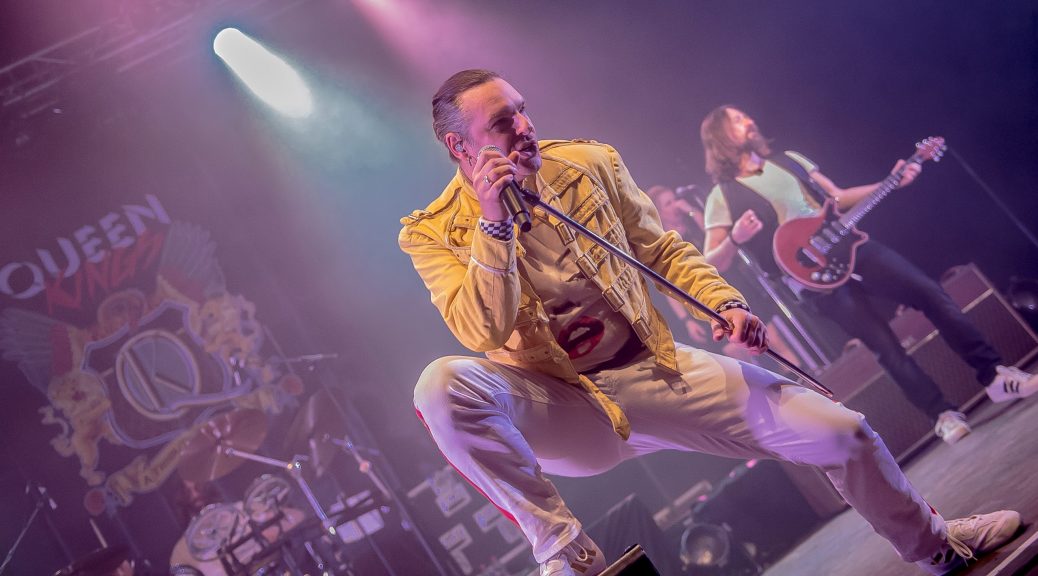 Leadsänger Sascha Krebs und seine Band feiern in diesem Jahr den 80. Geburtstag von Freddie Mercury. Bild: Kommodore Johnson/Rock in Raw