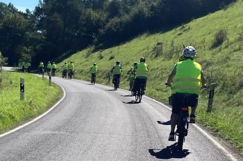 Wer auf dem Pedelec sicher durch den Spätsommer kommen möchte, sollte sich nicht scheuen, an einer Schulung teilzunehmen. Bild: KSB