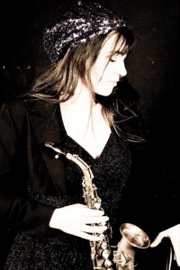 Saxophonistin Celia Baron gastiert in der Neuen Rentei. Bild: Baron