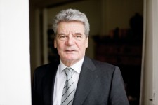 Joachim Gauck muss die Lesung beim Eifel-Literatur-Festival leider absagen. Seine Nominierung für das Amt des Bundespräsidenten lässt dafür keine Zeit mehr. Bild: Eifel-Literatur-Festival