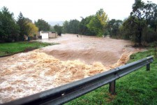 Im Jahr 2007 gab es das letzte große Hochwasser im Münstereifeler Raum, hier ein Bild aus Kreuzweingarten-Reeder. Bild: Erftverband