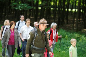 Die neue Wandersaison startet mit einem bunten Fest rund um das Nationalpark-Tor Gemünd. Bild Nordeifel Tourismus GmbH
